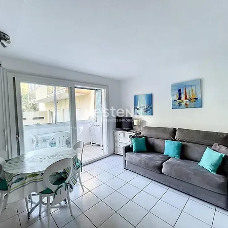 3403-studio 4 Couchages *